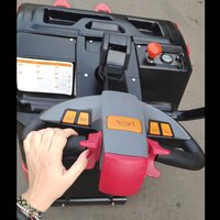 Транспортировщик паллет TX25 210Ah OXLIFT 2500 кг 5 Транспортировщик паллет TX25 210Ah OXLIFT 2500 кг 5