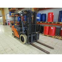 Дизельный погрузчик Toyota 02-8 FD F 30, год 2015 - CF9823A0 фото 2