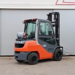 Газовый погрузчик Toyota 02-8FGF30, год 2013 - 02425C38 Газовый погрузчик Toyota 02-8FGF30, год 2013 - 02425C38