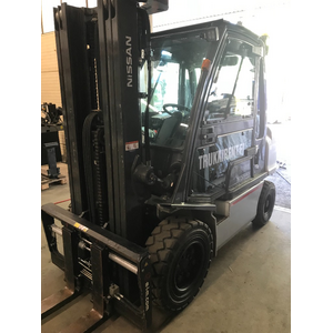 Дизельный погрузчик Nissan Nissan YD1D2A32Q, год 2012 - 9DD50C4C