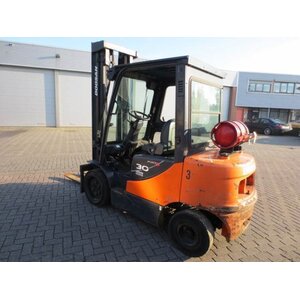 Газовый погрузчик Doosan heftruck , 3 ton , LPG, год 2008 - 42B93DCC