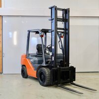 Дизельный погрузчик Toyota 02-8FDF30, год 2012 - 7F644A19 фото 2
