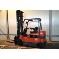 Электропогрузчик Toyota 7 FBMF 35, год 2008 - B2CCD04B Электропогрузчик Toyota 7 FBMF 35, год 2008 - B2CCD04B