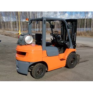 Газовый погрузчик Toyota 42-7 FG F 25, год 2006 - A4E17CA5