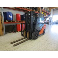 Дизельный погрузчик Toyota 02-8 FD F 30, год 2015 - 021370FD фото 2