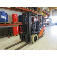 Дизельный погрузчик Toyota 02-8 FD F 30, год 2015 - CF9823A0 фото 2
