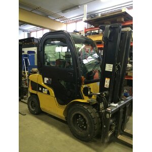 Дизельный погрузчик Caterpillar DP30N, год 2007 - 0480E64F