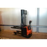 Сопровождаемый электроштабелер BT SWE 140 L, год 2008 - EDECB473 Сопровождаемый электроштабелер BT SWE 140 L, год 2008 - EDECB473