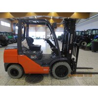 Дизельный погрузчик Toyota 02-8 FD F 30, год 2018 - 22215E63 фото 2