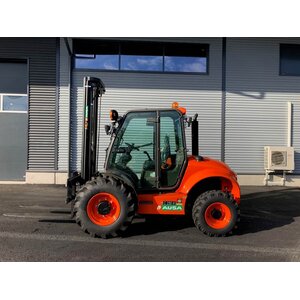 Дизельный погрузчик Ausa C250 Hx4 maastotrukki, год 2018 - 22E1736A
