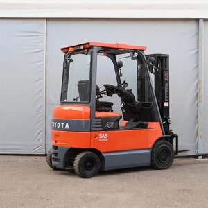 Электропогрузчик Toyota 7FBMF25, год 2010 - B45D1F45