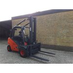 Дизельный погрузчик Linde H35D-01, год 2010 - 2D15CA45