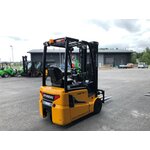 Электропогрузчик Hyundai 13BTR-9, год 2018 - A33B6690