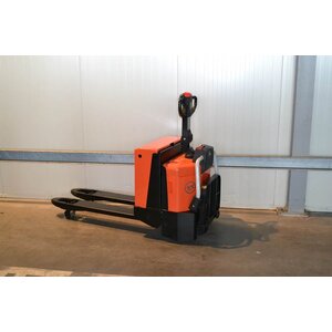Электрическая тележка BT LPE 200 / 8, БУ