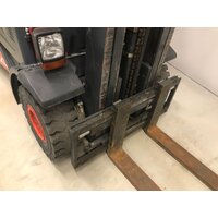 Газовый погрузчик Linde H25T, год 2009 - 30931975 4 Газовый погрузчик Linde H25T, год 2009 - 30931975 4