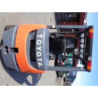 Дизельный погрузчик Toyota Tonero 02-8FDF18, год 2012 - B6E4E744 4 Дизельный погрузчик Toyota Tonero 02-8FDF18, год 2012 - B6E4E744 4