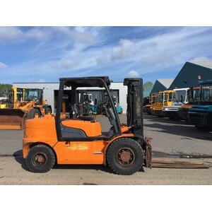 Дизельный погрузчик Hyundai 45DS-7E, год 2012 - 23AC0709