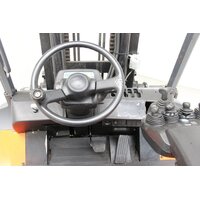 Электропогрузчик Toyota 7FBMF50, год 2012 - 2325B5C7 3 Электропогрузчик Toyota 7FBMF50, год 2012 - 2325B5C7 3