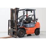 Газовый погрузчик Toyota 02-7FGF30, год 2006 - 0B5E2CFD Газовый погрузчик Toyota 02-7FGF30, год 2006 - 0B5E2CFD