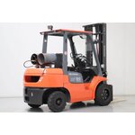 Газовый погрузчик Toyota 02-7FGJF35, год 2006 - A46B2059