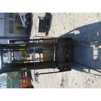 Складской погрузчик Caterpillar F30 sähkötrukki, 2A6212DD 3 Складской погрузчик Caterpillar F30 sähkötrukki, 2A6212DD 3